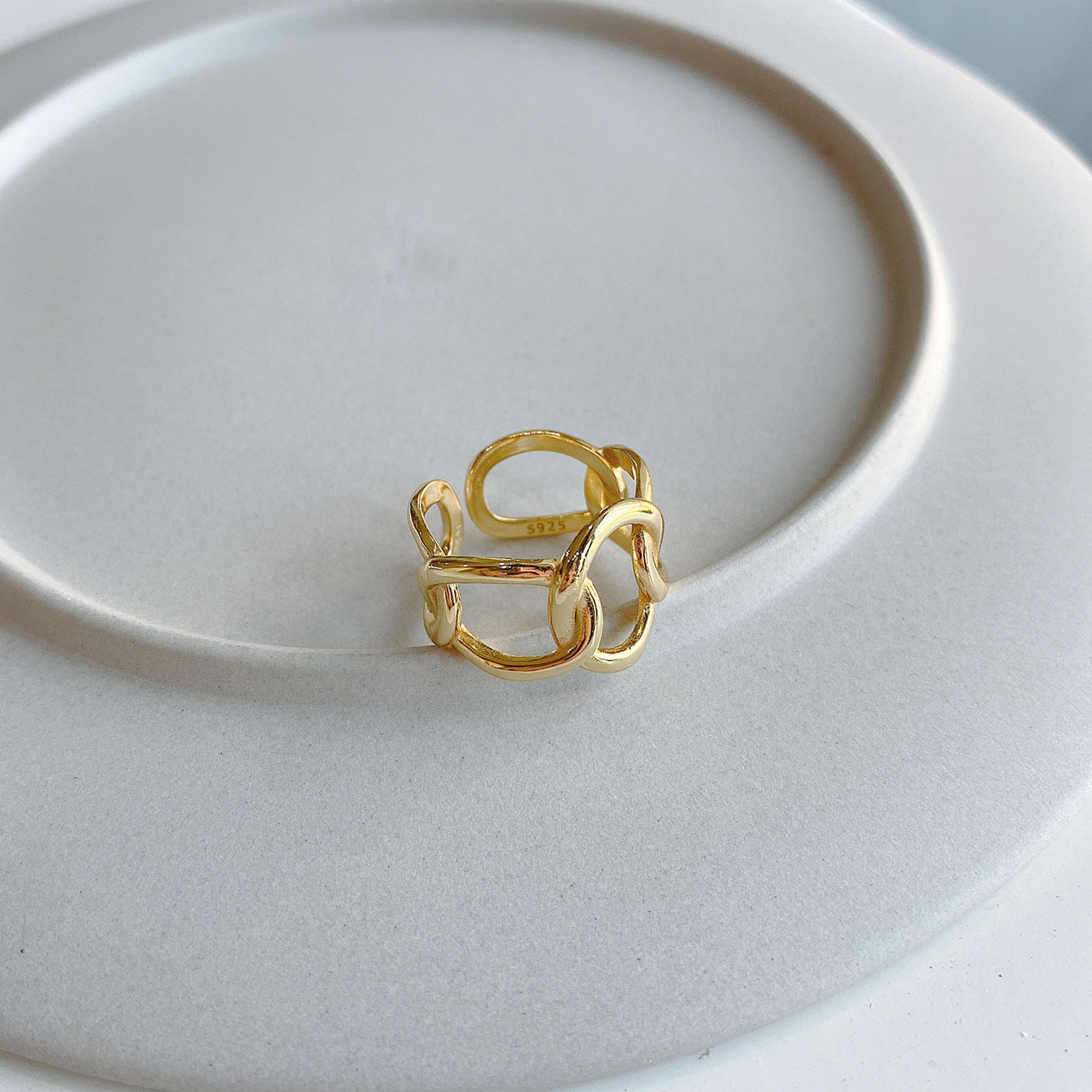 Catena Ring