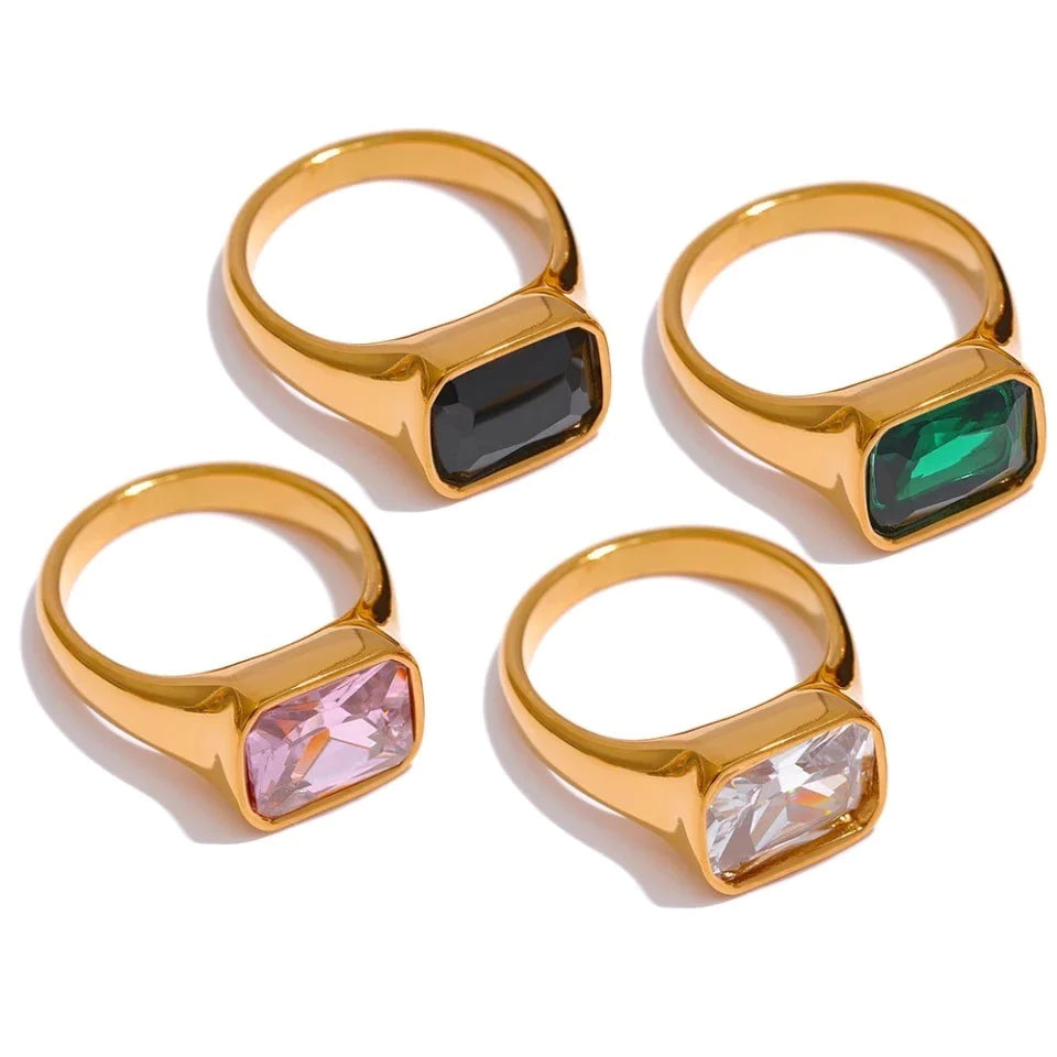 Forza Gold Signet Ring