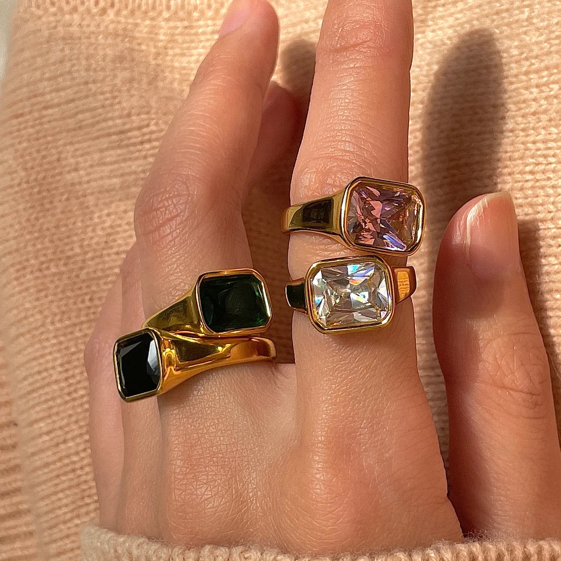 Forza Gold Signet Ring