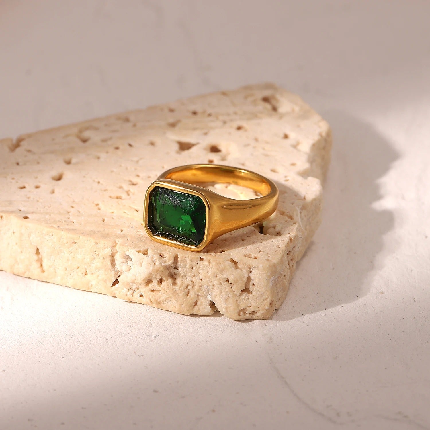 Forza Green Signet Ring