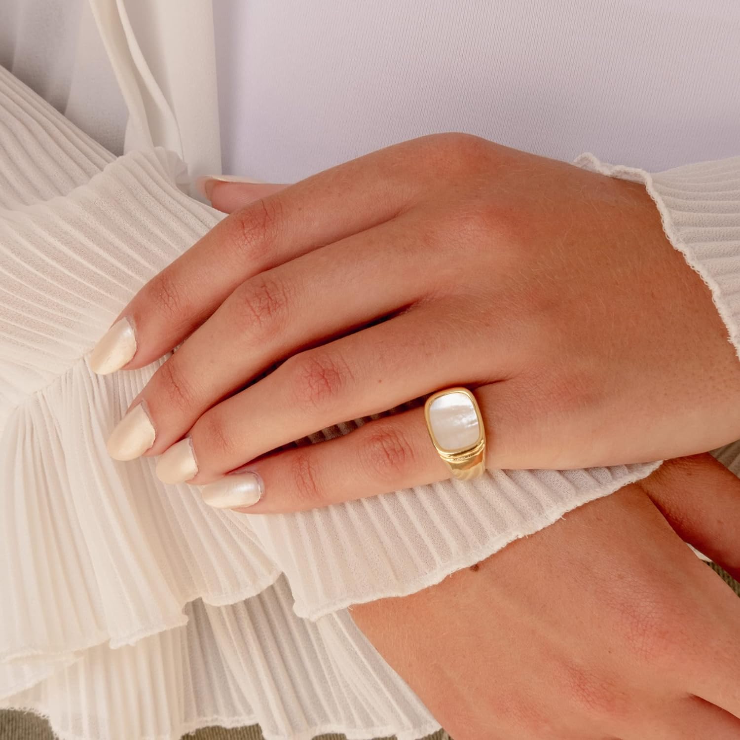 Mother of Pearl Signet Ring