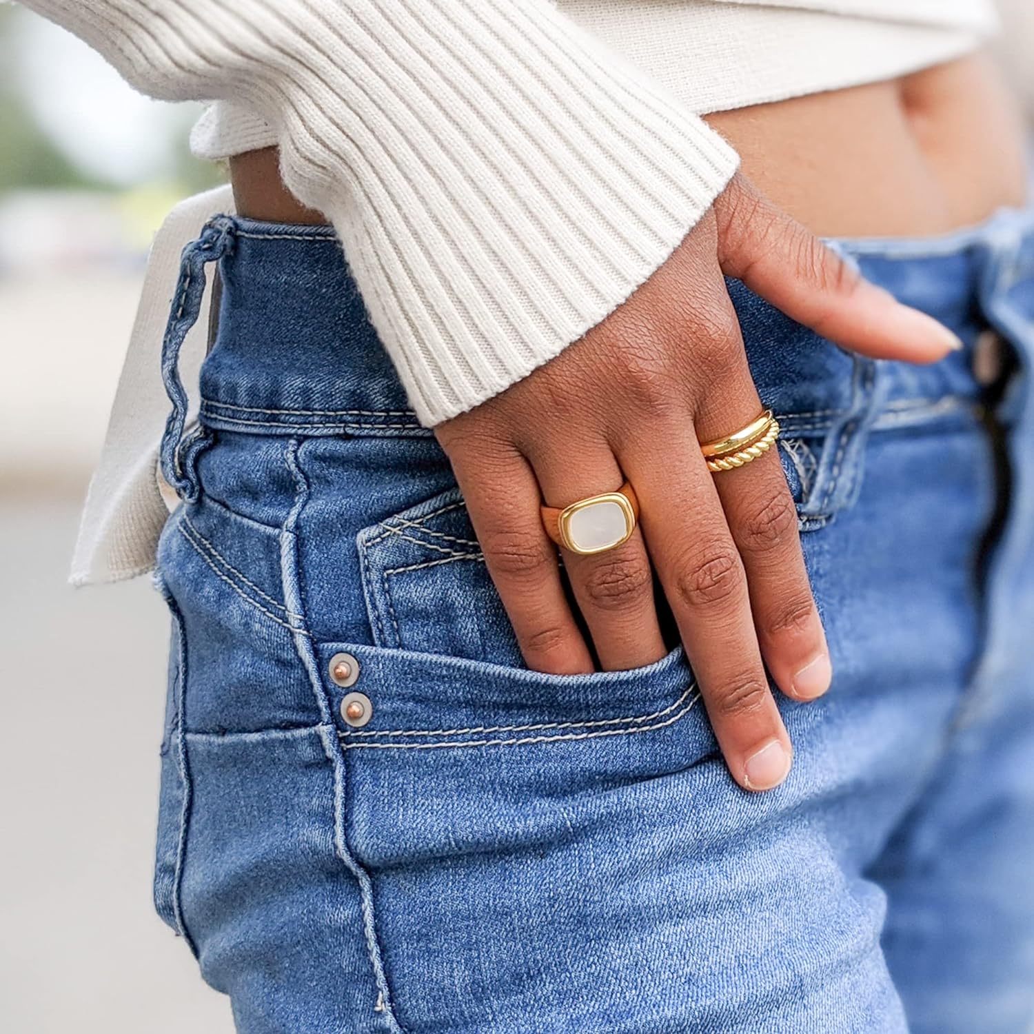 Mother of Pearl Signet Ring