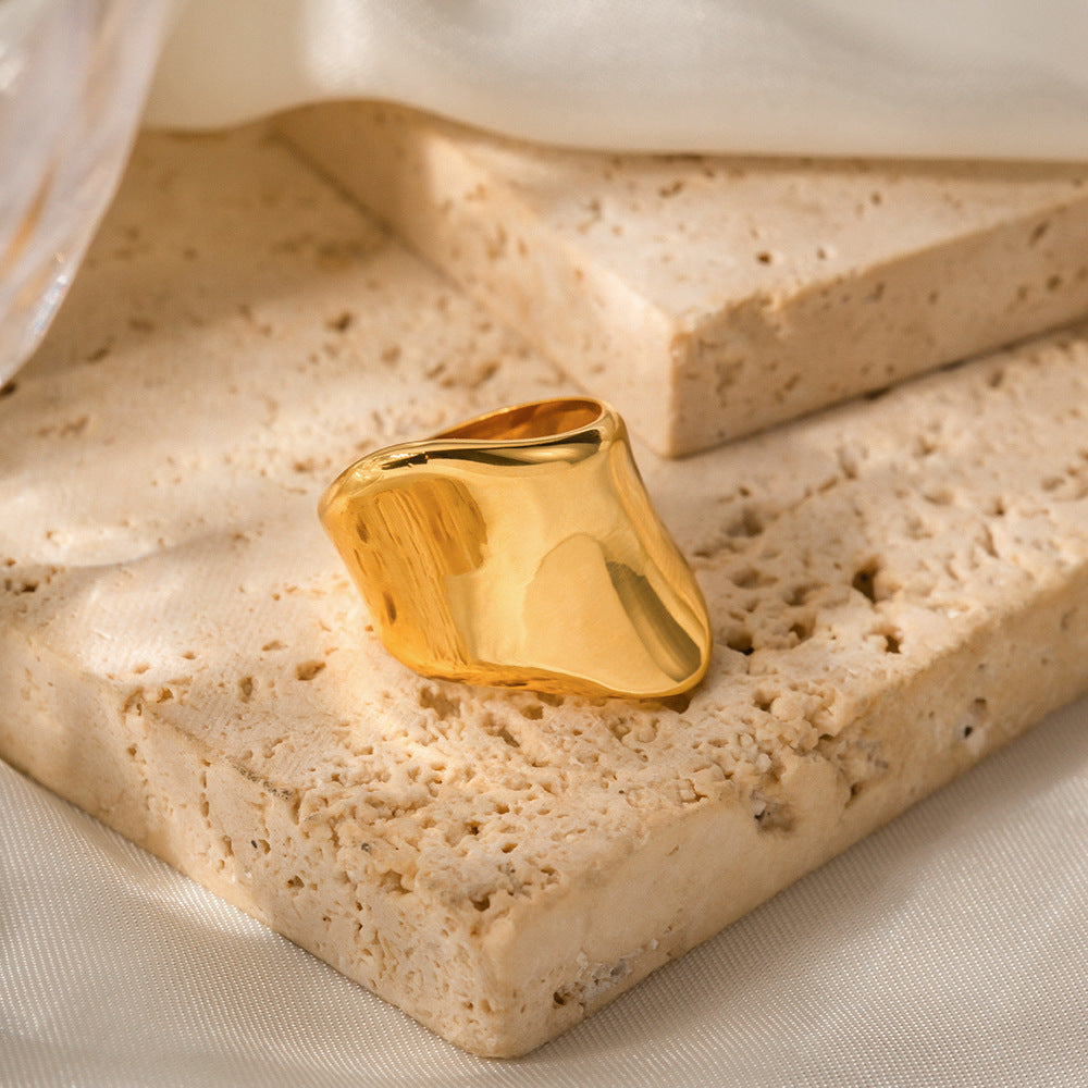 Onda Gold Ring