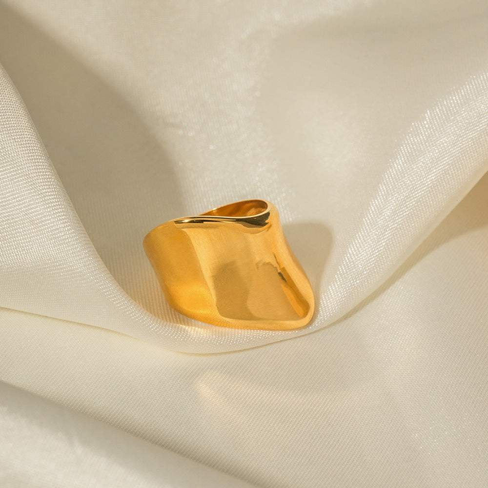Onda Gold Ring