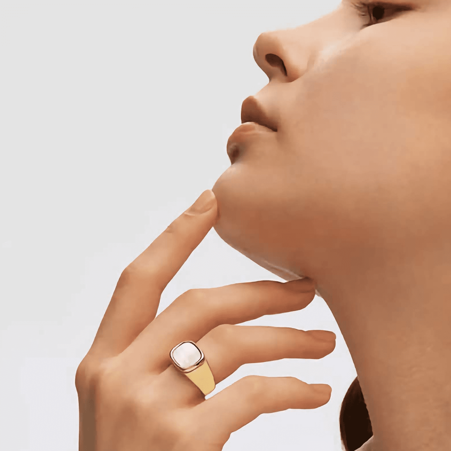 Mother of Pearl Signet Ring