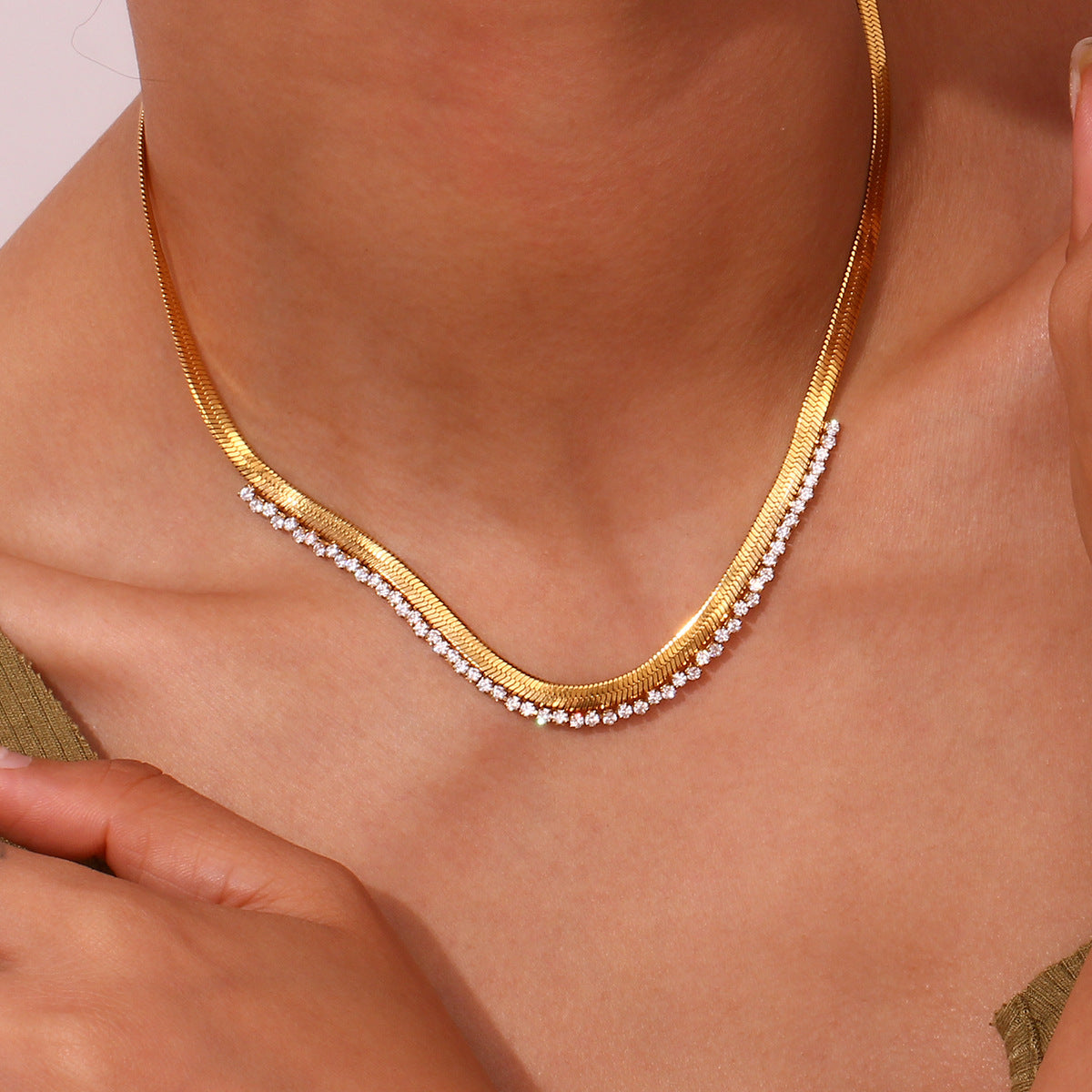 Gleaming Edge Herringbone Necklace