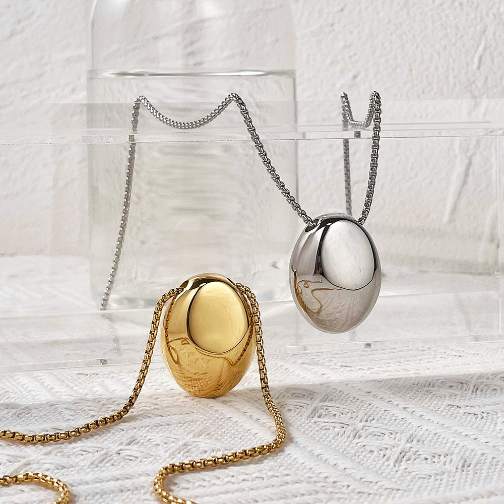 Glowing Orb Gold Necklace