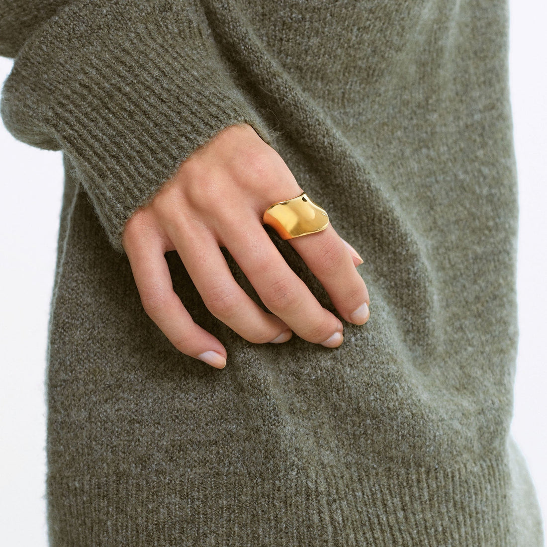 Onda Gold Ring